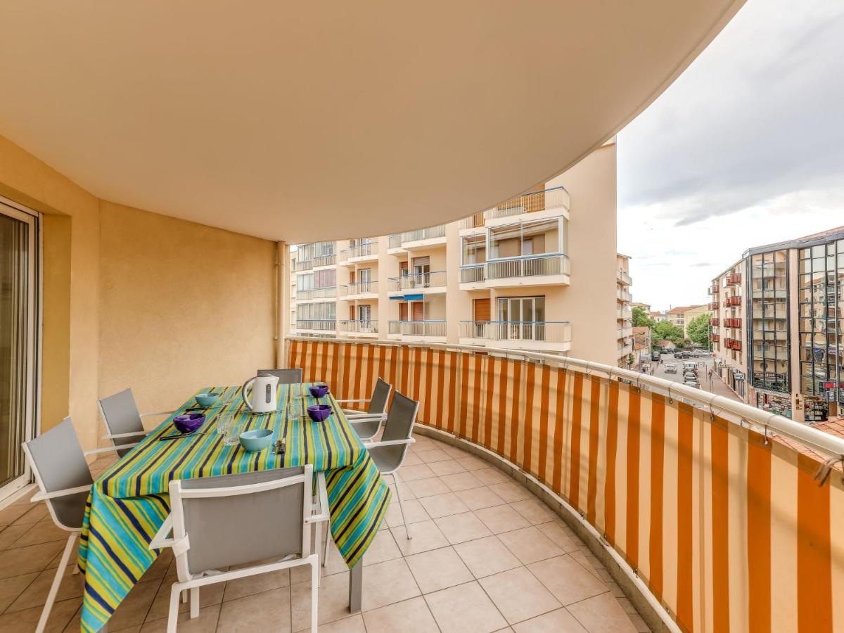 Apartment Residence L'Amiral By Interhome Saint-Raphaël Екстериор снимка